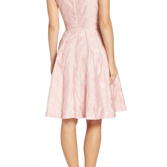 Gal Meets Glam Augusta Off-the-Shoulder Dress - Picture 3 of 8